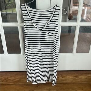 Aerie Black and White Striped Sleeveless Tank Top🌿